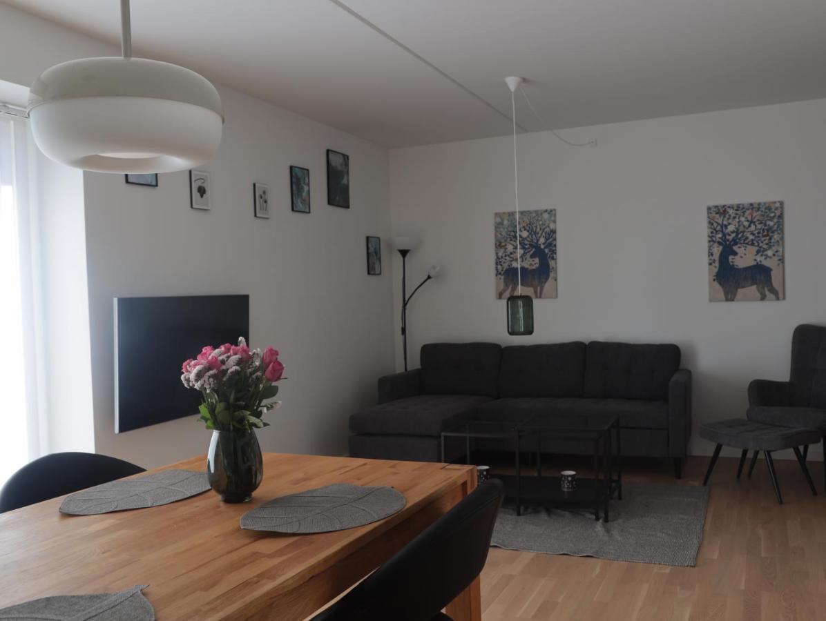 Royal Arena - Brand New Fully Furnished *